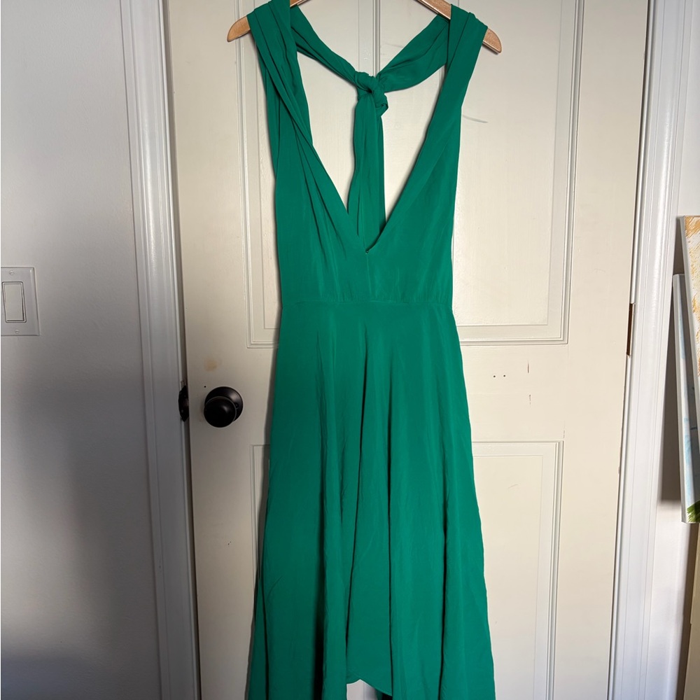 Chic Backless Green Dress